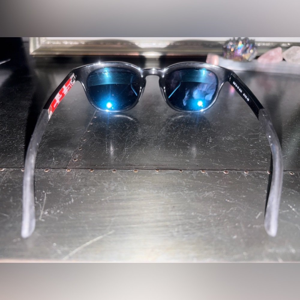 Maui Jim Black Frame Sunglasses with Blue Mirrored Lenses - Picture 2 of 6